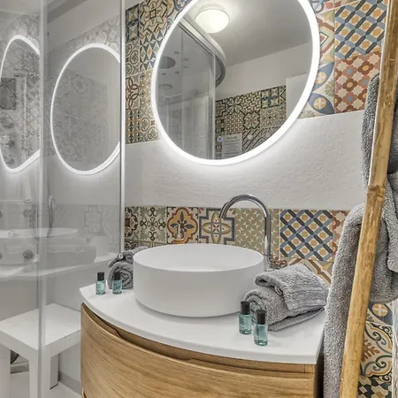 Victoria Spa, Au Coeur Du Centre-ville Hammam -wifi -grand Lit Double Queen Size 160x200cm Apartment Aix-les-Bains