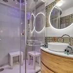 Victoria Spa, Au Coeur Du Centre-ville Hammam -wifi -grand Lit Double Queen Size 160x200cm 公寓