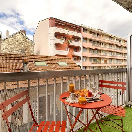 Victoria Spa, Au Coeur Du Centre-ville Hammam -wifi -grand Lit Double Queen Size 160x200cm *