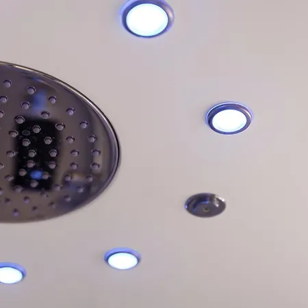 Victoria Spa, Au Coeur Du Centre-ville Hammam -wifi -grand Lit Double Queen Size 160x200cm Apartamento