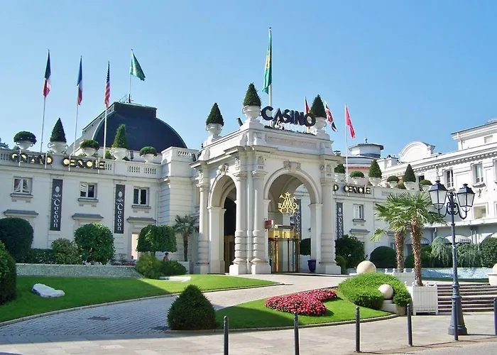 Victoria Spa, Au Coeur Du Centre-ville Hammam -wifi -grand Lit Double Queen Size 160x200cm Appartamento *