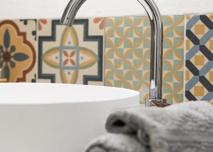 Victoria Spa, Au Coeur Du Centre-ville Hammam -wifi -grand Lit Double Queen Size 160x200cm Appartamento *