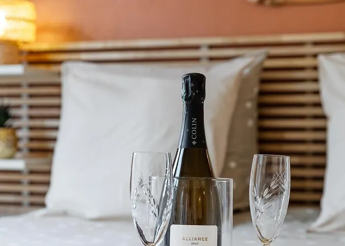 Appartamento Victoria Spa, Au Coeur Du Centre-ville Hammam -wifi -grand Lit Double Queen Size 160x200cm